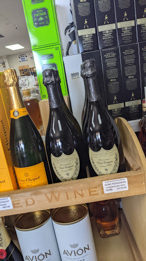 Liquor Store «Crestwood Liquors», reviews and photos, 6930 Crestwood Blvd, Frederick, MD 21703, USA