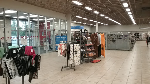 Clothing Store «Burlington Coat Factory», reviews and photos, 940 Silver Ln, East Hartford, CT 06118, USA