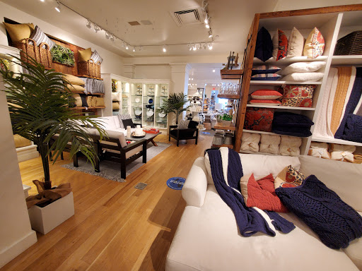 Furniture Store «Pottery Barn», reviews and photos, 4011 Westheimer Rd, Houston, TX 77027, USA