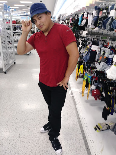 Clothing Store «Ross Dress for Less», reviews and photos, 110 Yorba Linda Blvd, Placentia, CA 92870, USA