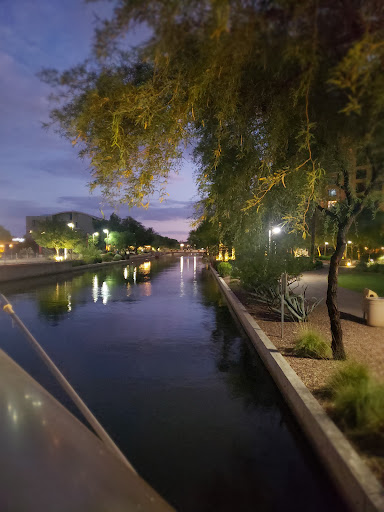 Shopping Mall «Scottsdale Waterfront», reviews and photos, 7135 E Camelback Rd #165, Scottsdale, AZ 85251, USA
