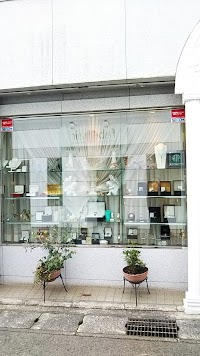 よろづや質店 Pawn shop YOROZUYA