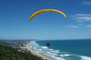 Cloudbase Paragliding image