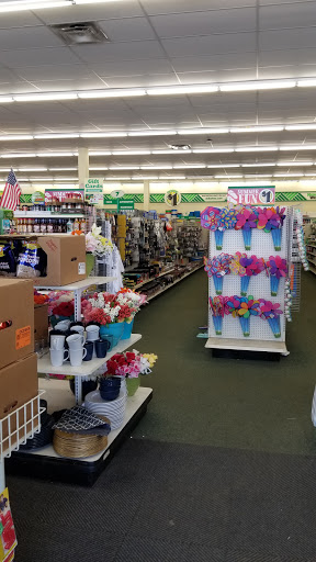 Dollar Store «Dollar Tree», reviews and photos, 2505 Parkman Rd NW, Warren, OH 44485, USA
