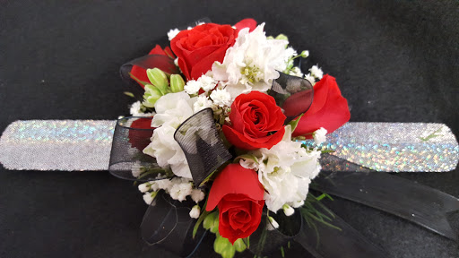 Florist «Foti Flowers At Yuess Gardens», reviews and photos, 406 3rd St, Newburgh, NY 12550, USA