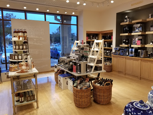 Kitchen Supply Store «Williams-Sonoma», reviews and photos, 9722 Great Hills Trail #150, Austin, TX 78759, USA