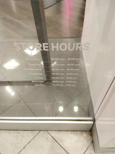 Cell Phone Store «T-Mobile», reviews and photos, 6600 Topanga Canyon Blvd #97D, Canoga Park, CA 91303, USA