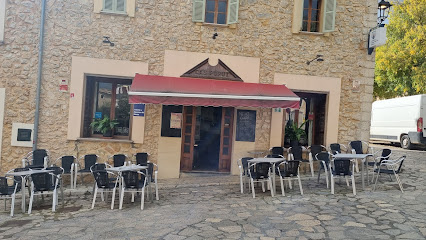 Restaurant Cas Puput - Carrer de sa Canaleta, 29, 07312 Mancor de la Vall, Illes Balears, Spain