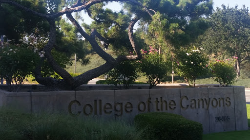 Performing Arts Theater «Santa Clarita Performing Arts Center at College of the Canyons», reviews and photos, 26455 Rockwell Canyon Rd, Santa Clarita, CA 91355, USA