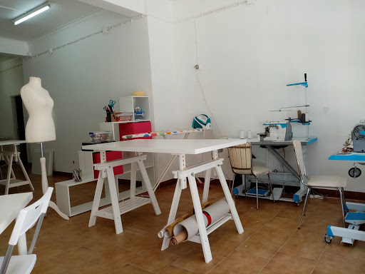 Anamô - Escola e Atelier de Costura