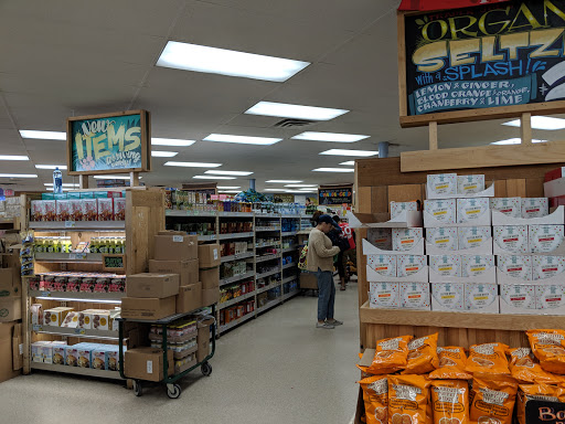 Shopping Mall «Vernon Hills Shopping Center», reviews and photos, 700 White Plains Post Road, Eastchester, NY 10709, USA