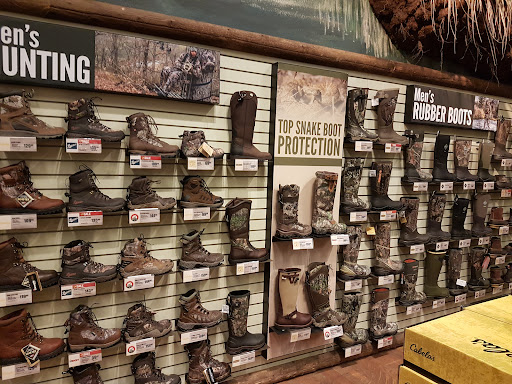Sporting Goods Store «Bass Pro Shops», reviews and photos, 2250 SW Gatlin Blvd, Port St Lucie, FL 34953, USA