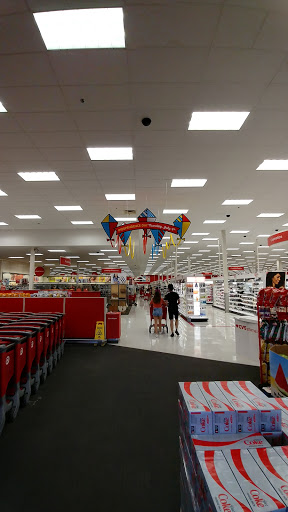 Department Store «Target», reviews and photos, 2209 Howard St, Evanston, IL 60202, USA