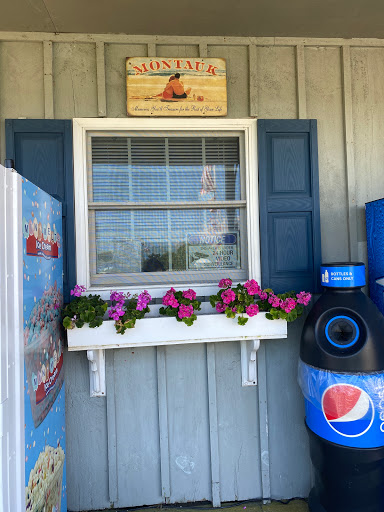 Grocery Store «IGA», reviews and photos, 654 Montauk Hwy, Montauk, NY 11954, USA