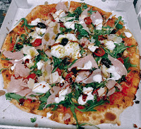 Plats et boissons du Pizzeria PIZZA PISA à Saint-Genis-Laval - n°1