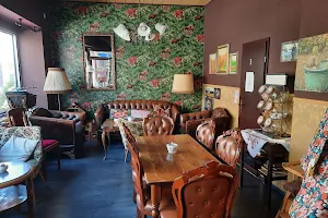 Cafe Wohnzimmer image