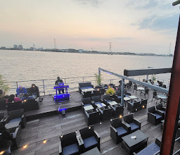 Sailors Lounge | Best restaurant | Lounge | Bar in Lekki Lagos photo