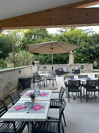 Atmosphère du Restaurant L'OUSTAOU à Château-Arnoux-Saint-Auban - n°3