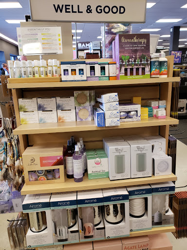 Book Store «Books-A-Million», reviews and photos, 3005 Clarendon Blvd, New Bern, NC 28562, USA