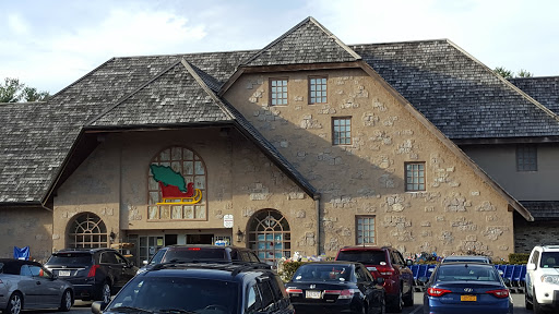 Home Goods Store «Christmas Tree Shops», reviews and photos, 295 Old Oak St #5, Pembroke, MA 02359, USA