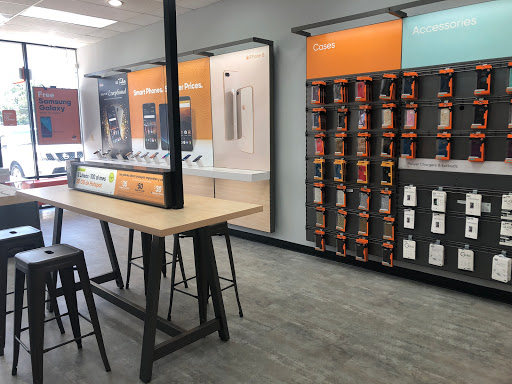 Cell Phone Store «Boost Mobile Store by Haider 14 Wireless Inc», reviews and photos, 4714 Louetta Rd, Spring, TX 77388, USA