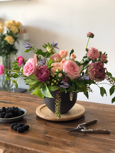 Flower Delivery «Phil-Amy Florist», reviews and photos, 704 Dogwood Ave, Franklin Square, NY 11010, USA