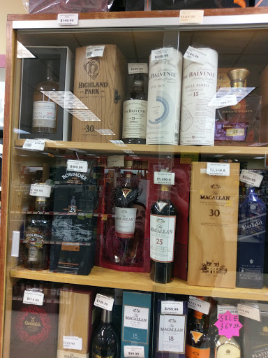 State Liquor Store «Liquor Barn», reviews and photos, 8170 W Golf Rd, Niles, IL 60714, USA