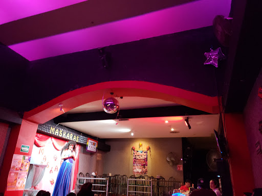 Maskaras disco bar