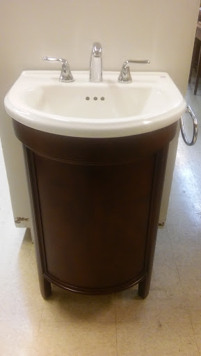 Thrift Store «TC Resale & Donation Thrift Store», reviews and photos, 5050 SE 82nd Ave, Portland, OR 97266, USA