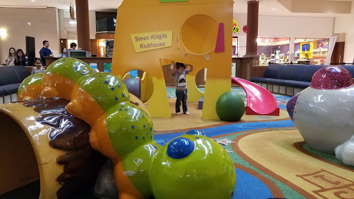 Shopping Mall «Towne East Square», reviews and photos, 7700 E Kellogg Dr, Wichita, KS 67207, USA