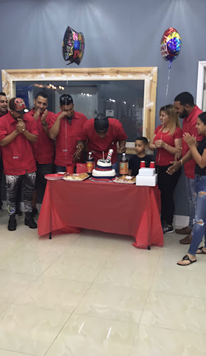 Barber Shop «Gente De Zona Barbershop», reviews and photos, 6821 W Hillsborough Ave, Tampa, FL 33634, USA