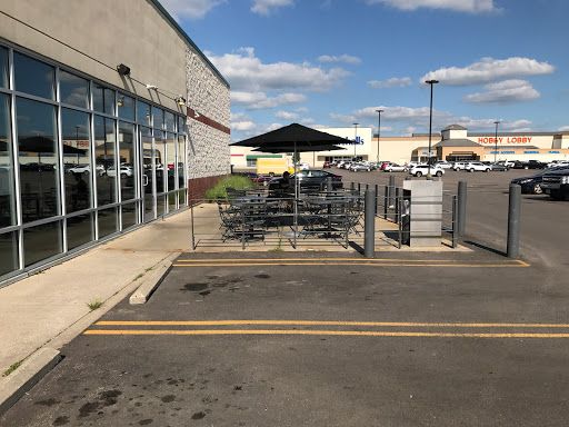 Mexican Restaurant «Chipotle Mexican Grill», reviews and photos, 9540 Mason Montgomery Rd, Mason, OH 45040, USA