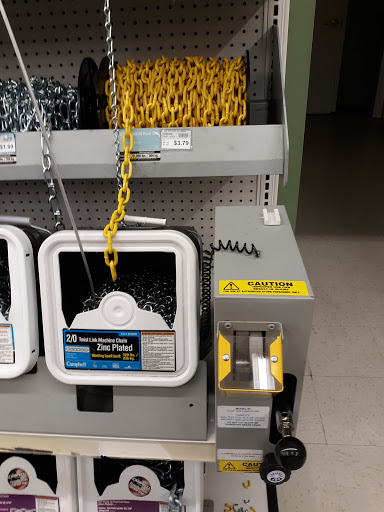 Hardware Store «Town & Country Hardware», reviews and photos, 910 Gateway Commons Cir, Wake Forest, NC 27587, USA