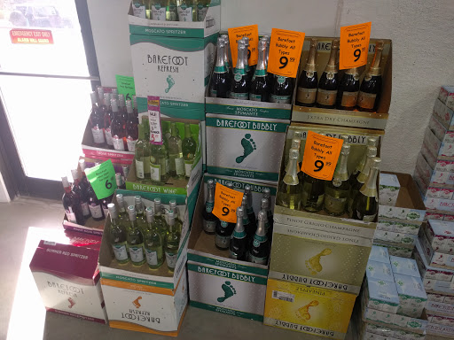 Liquor Store «Bubbles Liquor World», reviews and photos, 675 Genoa Way, Castle Rock, CO 80109, USA