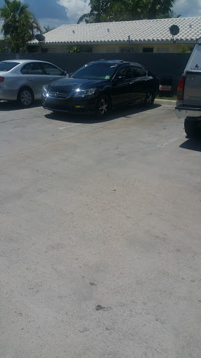 Auto Parts Store «AutoZone», reviews and photos, 1530 N Federal Hwy, Hollywood, FL 33020, USA