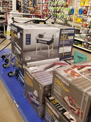 Hardware Store «Harbor Freight Tools», reviews and photos, 1102 W Arbrook Blvd # 104, Arlington, TX 76015, USA