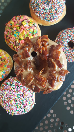 Donut Shop «Poqet Donut», reviews and photos, 17655 Harvard Ave, Irvine, CA 92614, USA