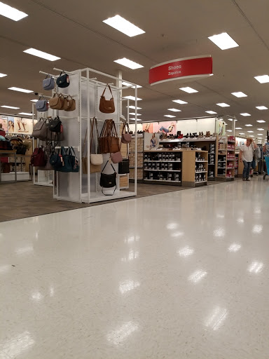 Department Store «Target», reviews and photos, 1400 Fitzgerald Dr, Pinole, CA 94564, USA