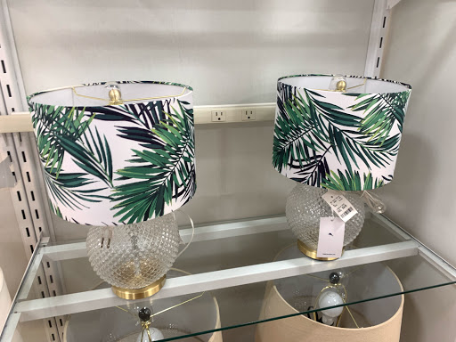 Home Goods Store «HomeGoods», reviews and photos, 7937 113th St, Seminole, FL 33772, USA