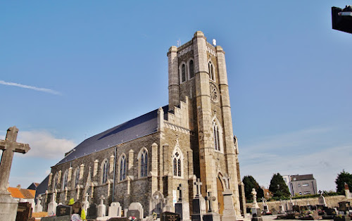 Église catholique Saint-Martin à Saint-Martin-Boulogne et son Cimetière à Saint-Martin-Boulogne