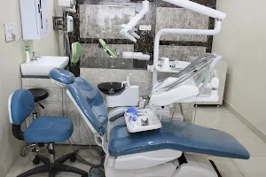 Dr. Rihal's Dental & Implant Clinic image