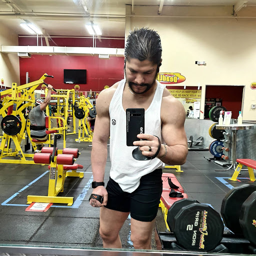 Gym «Retro Fitness - Glendale», reviews and photos, 65-45 Otto Rd, Queens, NY 11385, USA