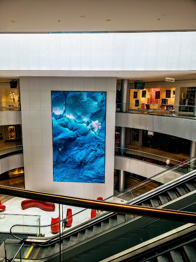 Shopping Mall «Beverly Center», reviews and photos, 8500 Beverly Blvd, Los Angeles, CA 90048, USA