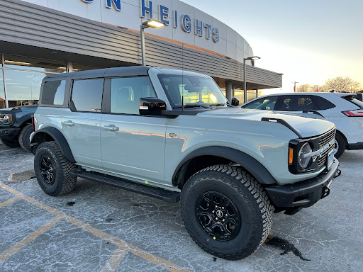 Ford Dealer «Arlington Heights Ford», reviews and photos, 801 W Dundee Rd, Arlington Heights, IL 60004, USA