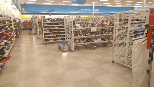 Clothing Store «Ross Dress for Less», reviews and photos, 700 County Rte 561, Voorhees Township, NJ 08043, USA