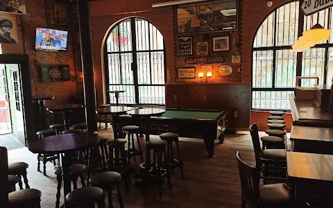 Dunne's Irish Bar and Restaurant image