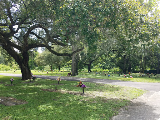 Funeral Home «Hillsboro Memorial Funeral Home», reviews and photos, 2323 W Brandon Blvd, Brandon, FL 33511, USA