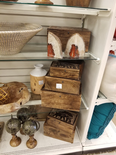 Department Store «HomeGoods», reviews and photos, 65 Commerce Way, Seekonk, MA 02771, USA