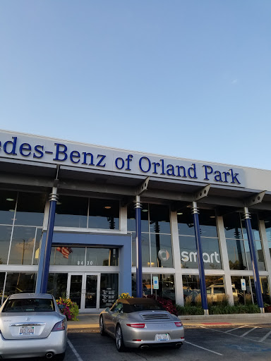 Mercedes Benz Dealer «Mercedes-Benz Of Orland Park», reviews and photos, 8430 W 159th St, Orland Park, IL 60462, USA