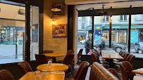 Atmosphère du Restaurant Le Royal Julyann à Paris - n°15